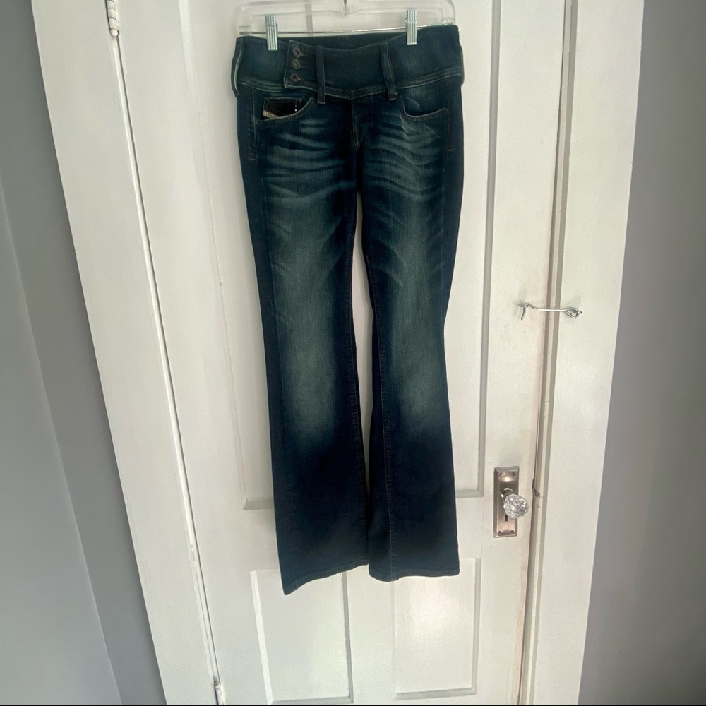 Diésel Cherock Woman’s Jeans Size W 27” x L 32”